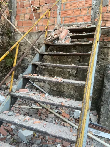 Escada de ferro