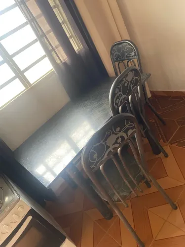 Mesa de pedra de 6 lugares