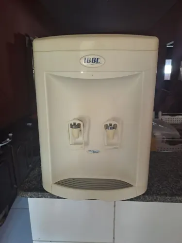 bebedouro de mesa para galão IBBL Compact (modelo FN2000)
