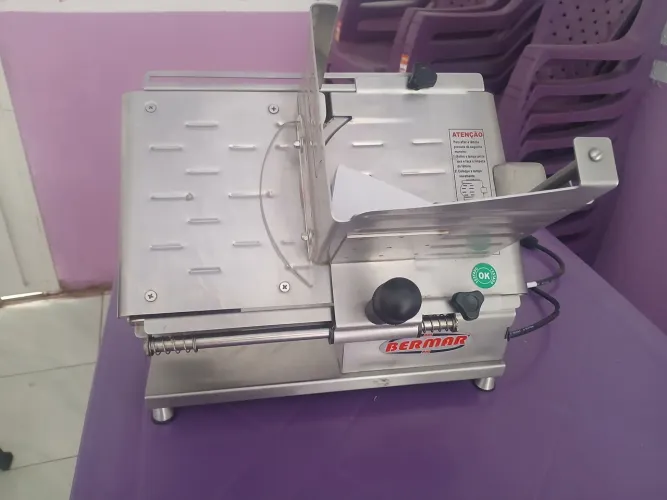 Fatiador de frios automático bermar inox