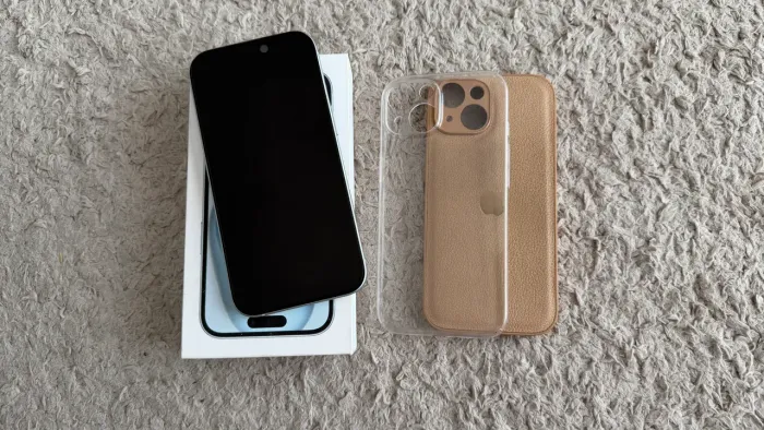 iPhone 15 - Tela trocada por outra original