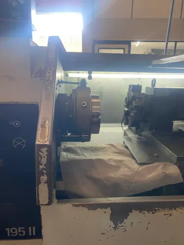 Torno CNC Nardini 