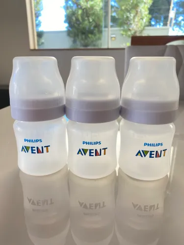 3 mamadeiras AVENT 225ml