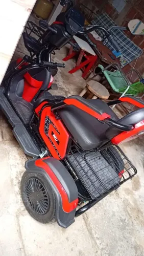 Triciclo novo 