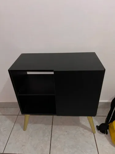 Vendo mesa de unha e aparador cantinho do café os 2 juntos pelo valor abaixo ou separado