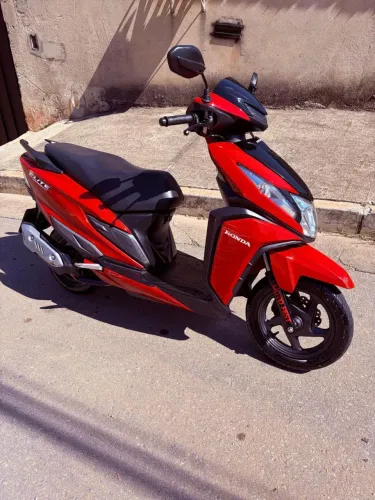 Vendo Honda elite 125 2024/2025