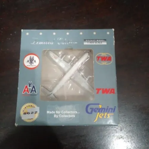 MINIATURA DE AVIÃO GEMINI JETS