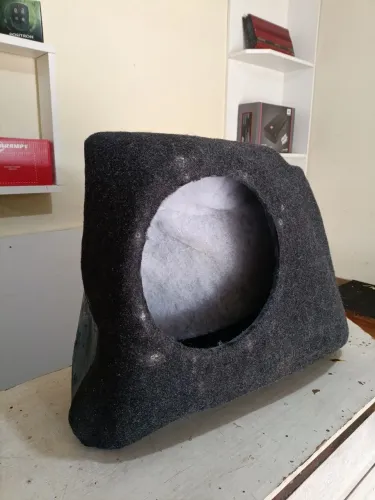 Caixa de subwoofer lateral para Gol G2, G3, G4 e Parati.
