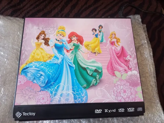 Dvd Tectoy. C100. CONTROLE REMOTO E CABO AV PARA TV.