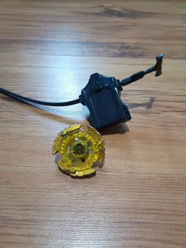 Beyblade Metal Fight Hells Kerbecs Rapidity e Lançador Takara Tomy