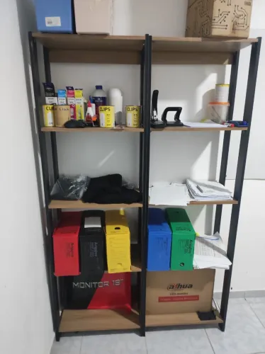 Vendo estandes para escritório.