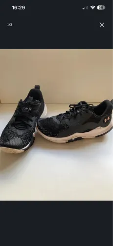 Tênis de basquete under armor spawn 3