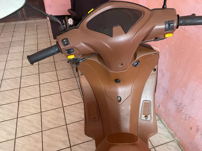 Vendo essa shineray no preço 