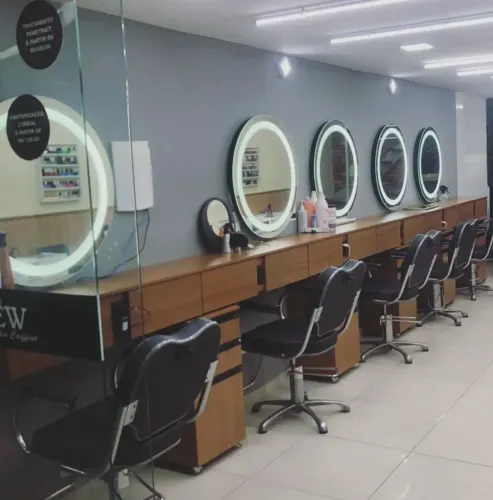 Bancada Balcão suspenso para Salão de Beleza - Por encomenda