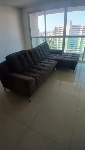 Sofá em l semi novo muito confortável 