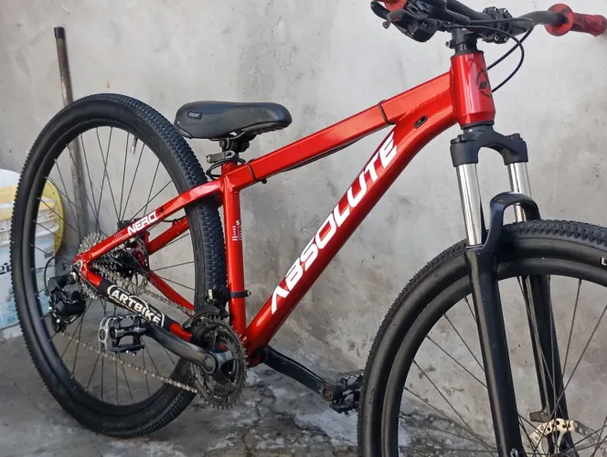 Bike aro 29 absolute nero 6 kit relação 9v freio MT 200 Shimano pronta pra vender