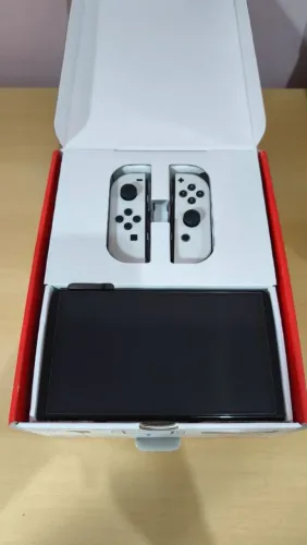 Nintendo Switch OLED Branco