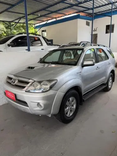 Toyota Hilux SW4 SRV D4-d 4X4 3.0 TDI Dies. AUT 2008