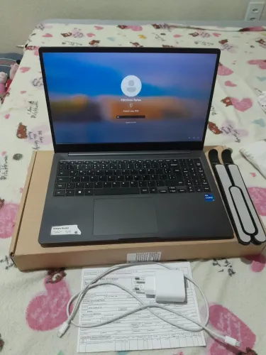 Galaxy book 2 core I7