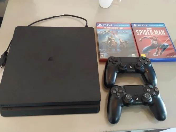 Ps4 slim 1 terá