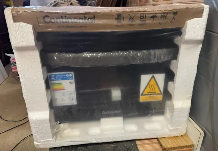 Forno a gás de embutir Continental 80L - preto