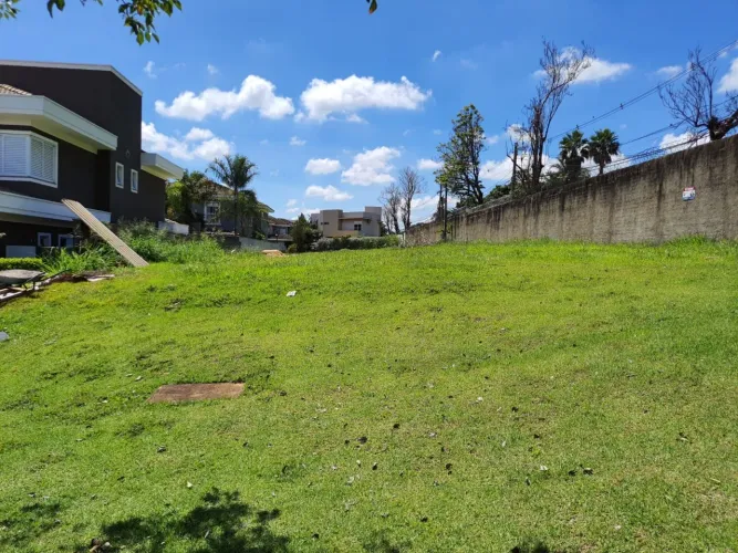 Terreno em Condomínio - Venda - Condominio Arara Verde