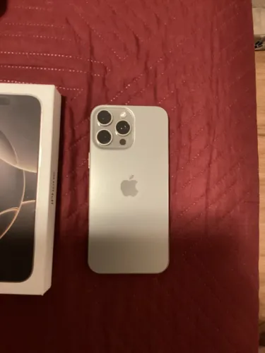 iPhone 16 pro max 256 GB