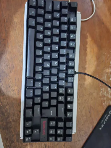 Teclado Gamer,Mecânico Red Dragon,swicth azul.