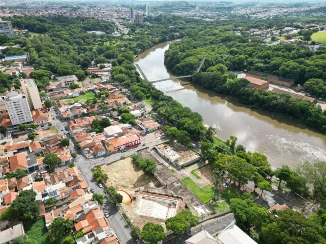 Terreno à Venda | Frente para o Rio Piracicaba | 9.317 m²