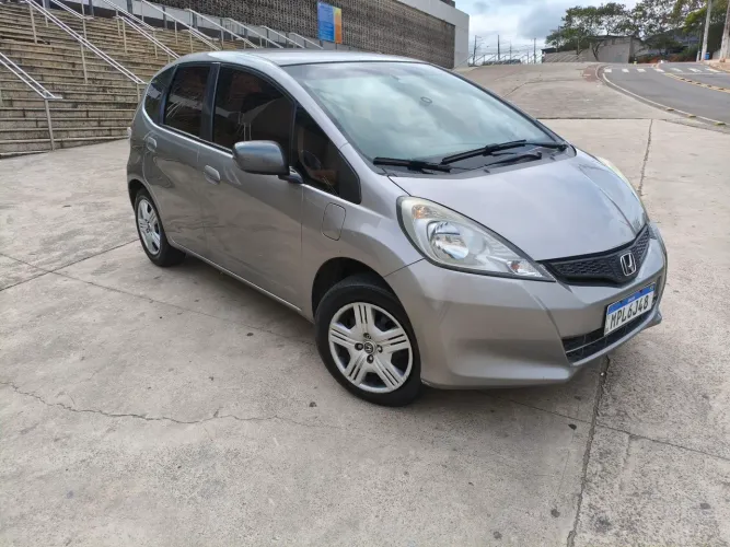 Honda Fit DX 1.4 Flex 16V 5P Mec. 2014