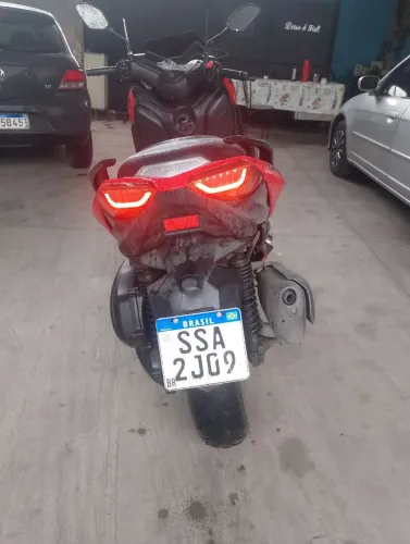 Yamaha xmax 250