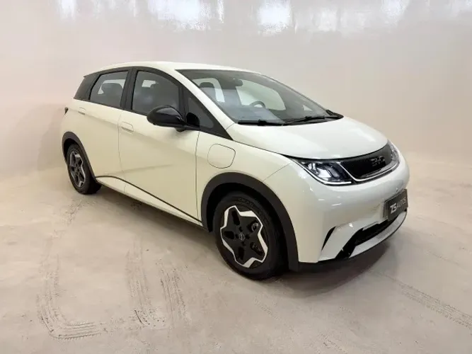 BYD Dolphin EV (Elétrico) 2026