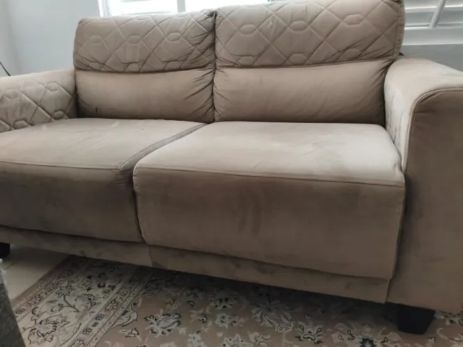 Sofá dois lugares