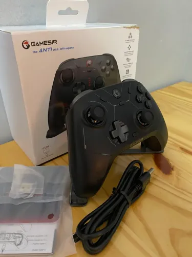 GAMESIR CYCLONE 2