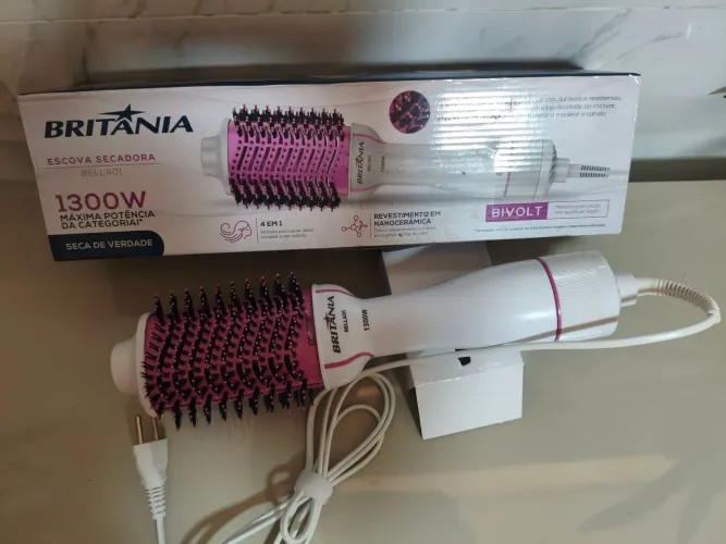 Escova Secadora Britânia - 1300W- Bivolt