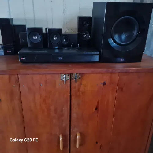 Vendo Home theater e BH 7230 LG