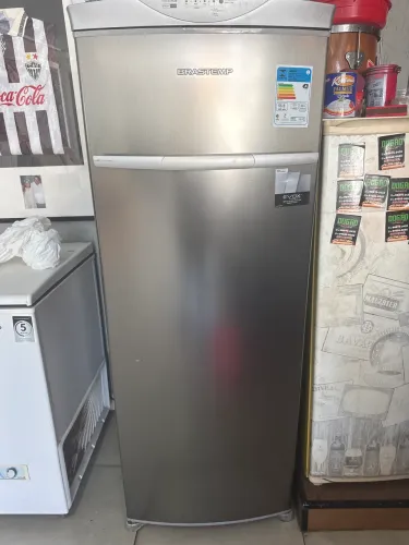vendo freezer brastemp 5 gavetas . gelando muito novo