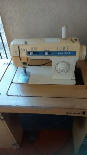Maquina de costura