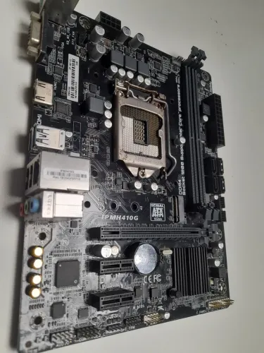 Placa mãe H410 slot m2 nvme HDMI 10°Geração DDR4 LGA 1200 (intermitente)