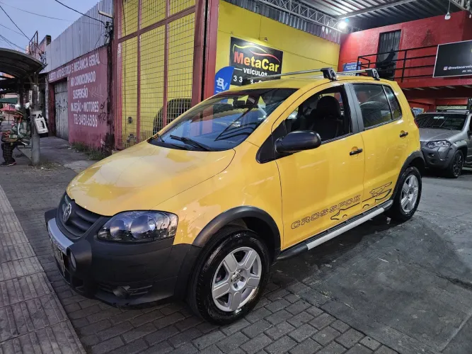Volkswagen Crossfox 1.6 MI Total Flex 8V 5P 2009
