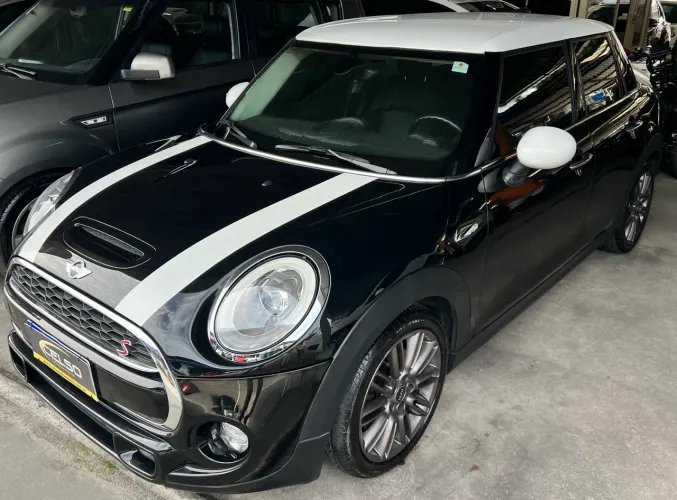Mini Cooper S 2.0 Turbo 16V 5P Aut. 2015