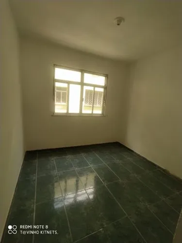 Apartamento 2 quartos c/ garagem