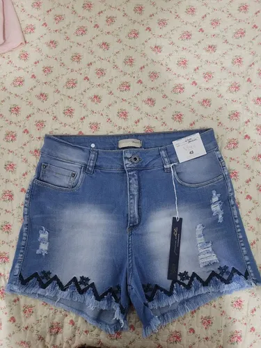 Short Jeans