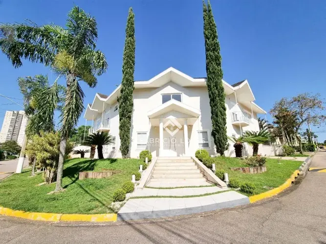 Excelente e Elegante Sobrado em condomínio fechado para venda no Villa Branca em Jacareí/S