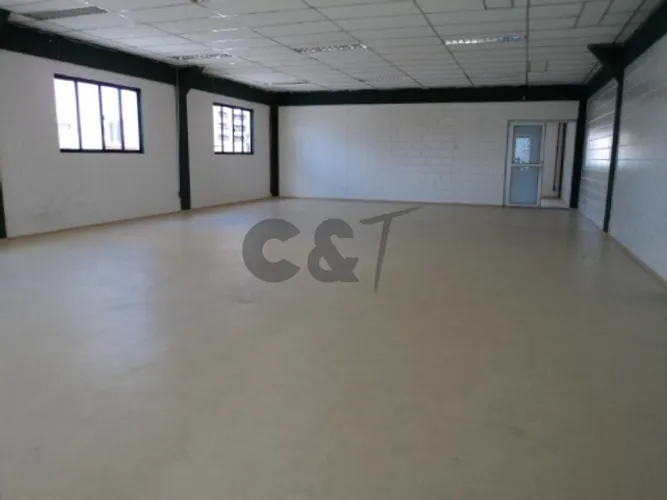Prédio Comercial à Venda na Chácara Santo Antônio, São Paulo-SP