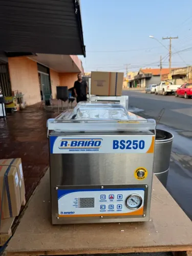 Seladora a Vácuo de Câmara BS250 220v