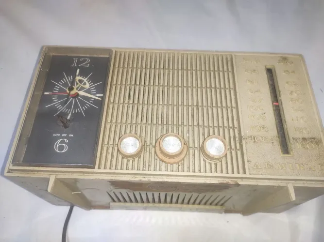 Rádio Relógio AM/FM ADMIRAL