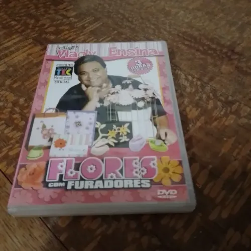 DVD Vlady Ensina flores, animais com furadores, patchwork Livro Scrap fasciculos Flavia Te