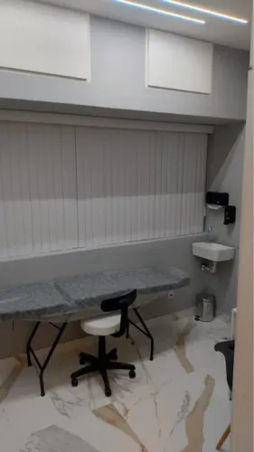 Sala para sublocação completa para atendimentos de estética e saúde