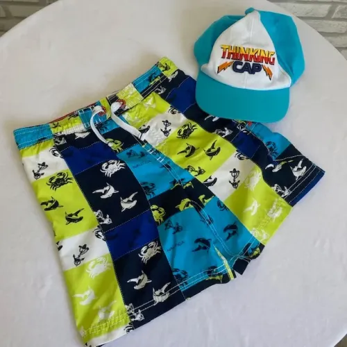 Bermuda de Praia Nautica Azul e Verde Infantil Tamanho 7 + Boné Thinking Cap